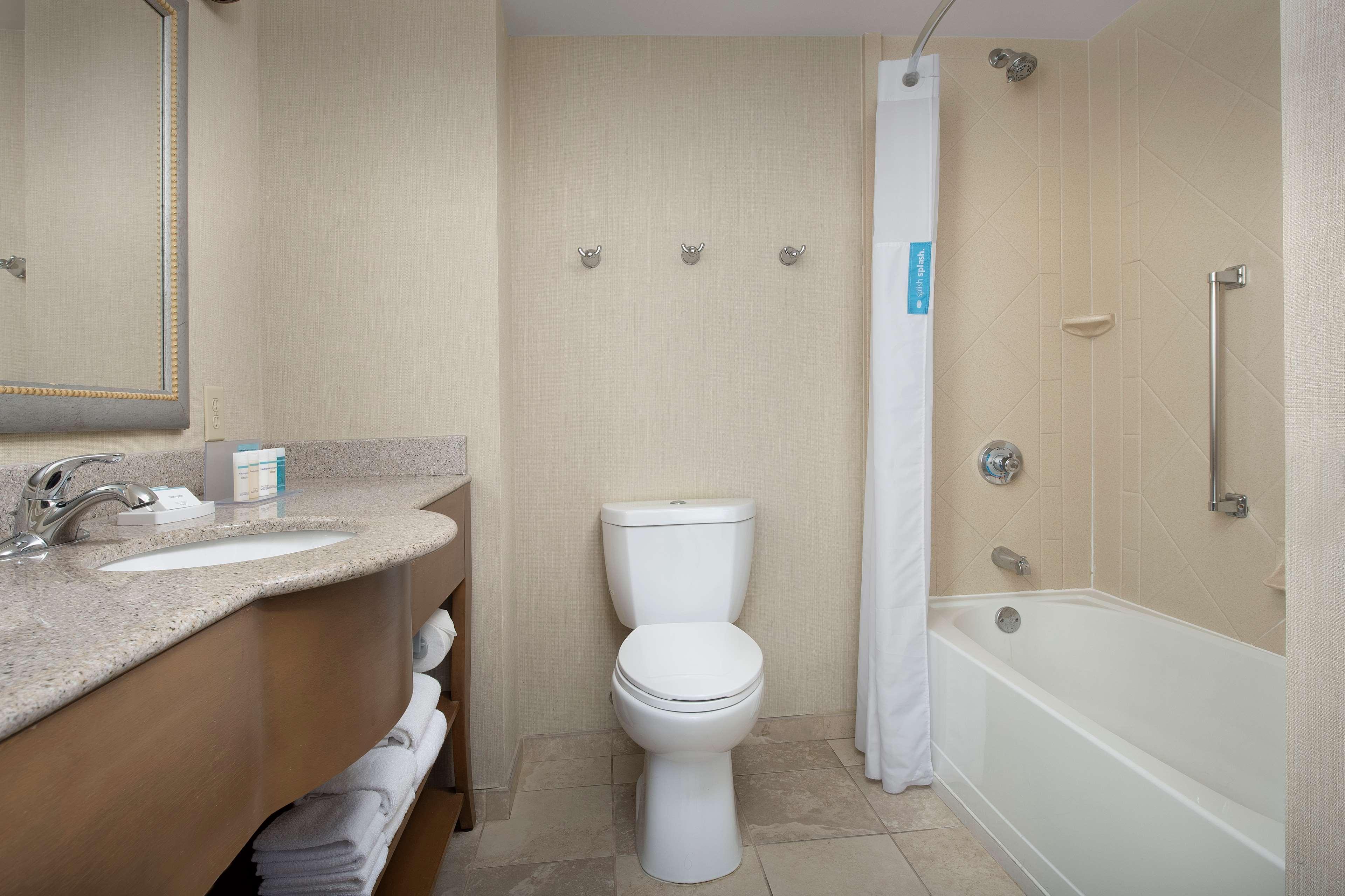 Hampton Inn Birmingham I-65/Lakeshore Drive Dış mekan fotoğraf